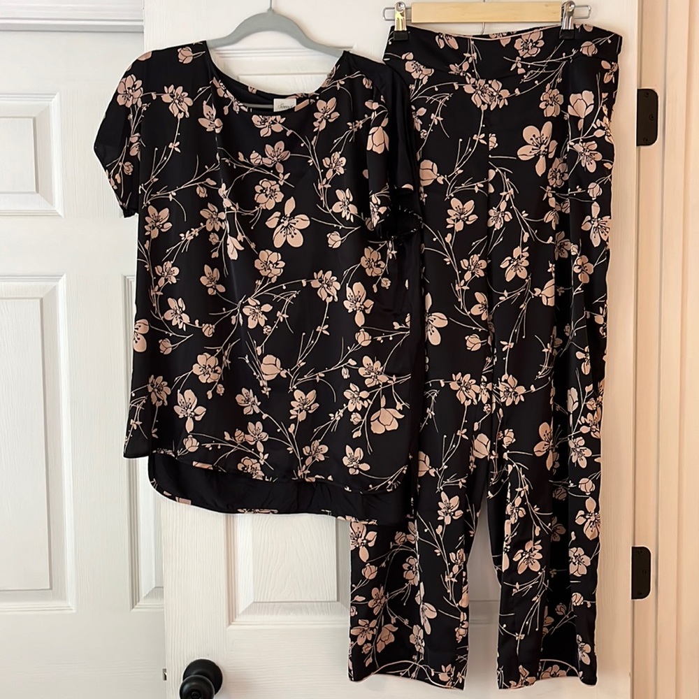 Soma Pajama Set